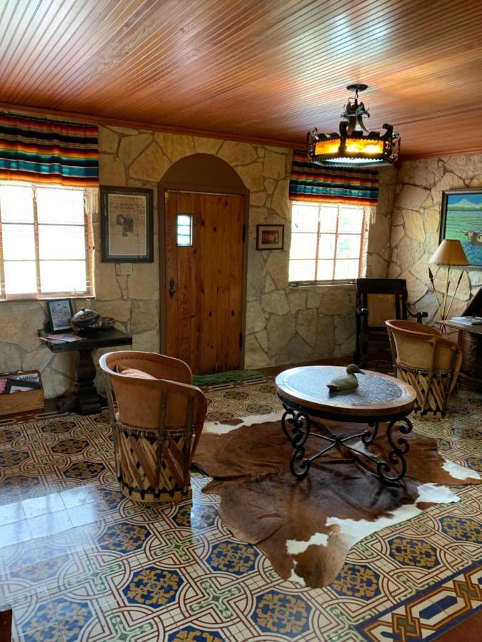 Diamond H Lodge B&Bバンディアラ エクステリア 写真