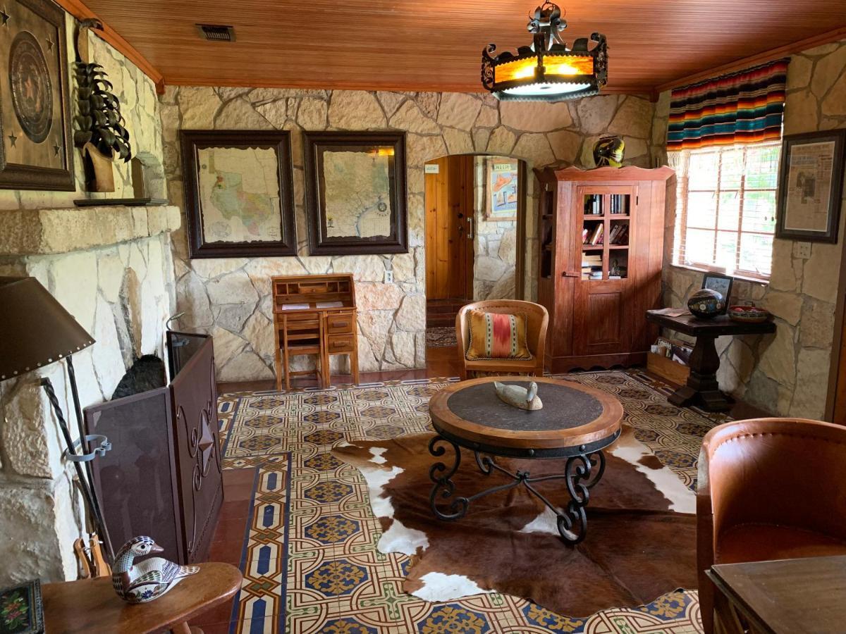 Diamond H Lodge B&Bバンディアラ エクステリア 写真